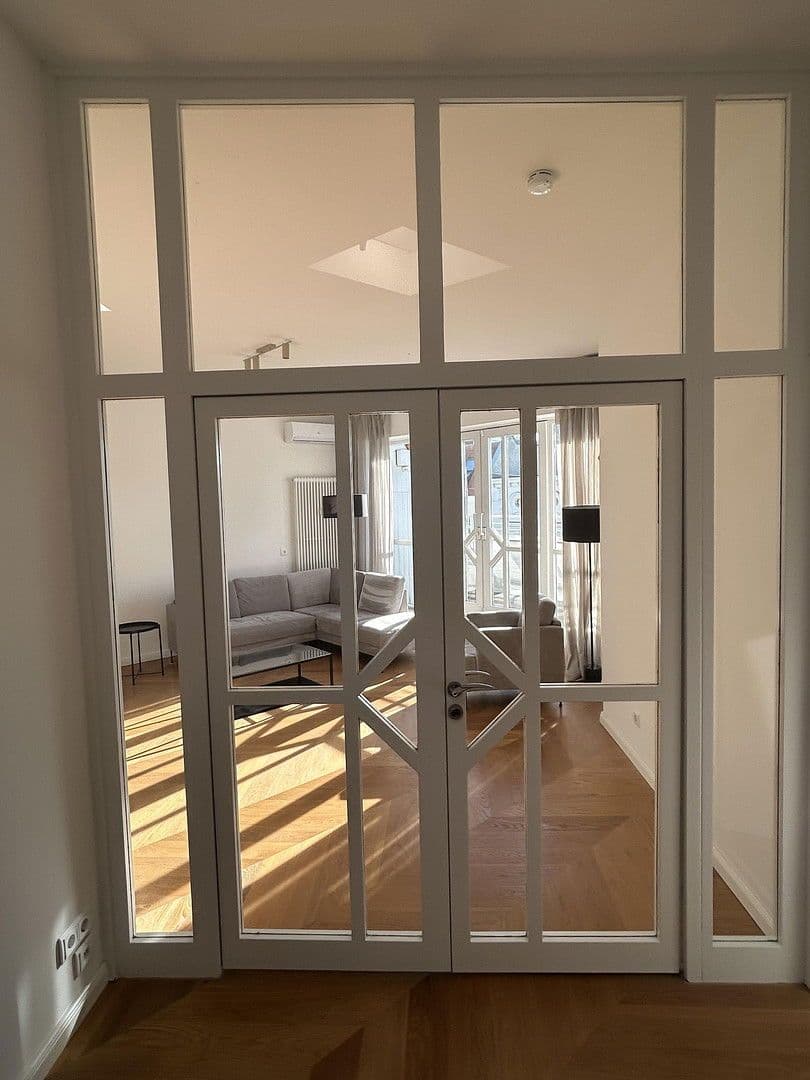 3 bedroom flat to rent, 108 m², Pestalozzistrasse 10, Berlin, Berlin 3 bedroom flat to rent, 108 m², Pestalozzistrasse 10, Berlin, Berlin