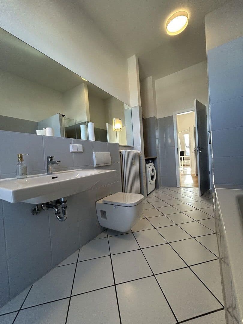 3 bedroom flat to rent, 108 m², Pestalozzistrasse 10, Berlin, Berlin 3 bedroom flat to rent, 108 m², Pestalozzistrasse 10, Berlin, Berlin