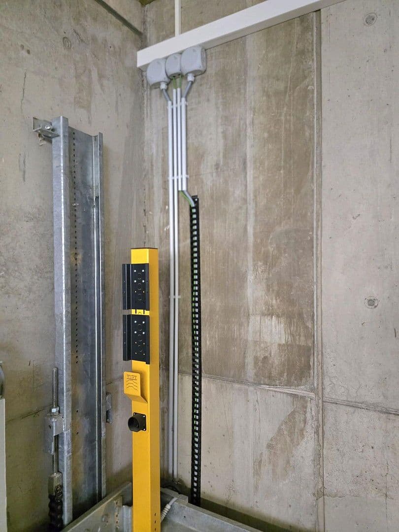 garage for sale, 0 m², Saarbrücken, Saarland garage for sale, 0 m², Saarbrücken, Saarland