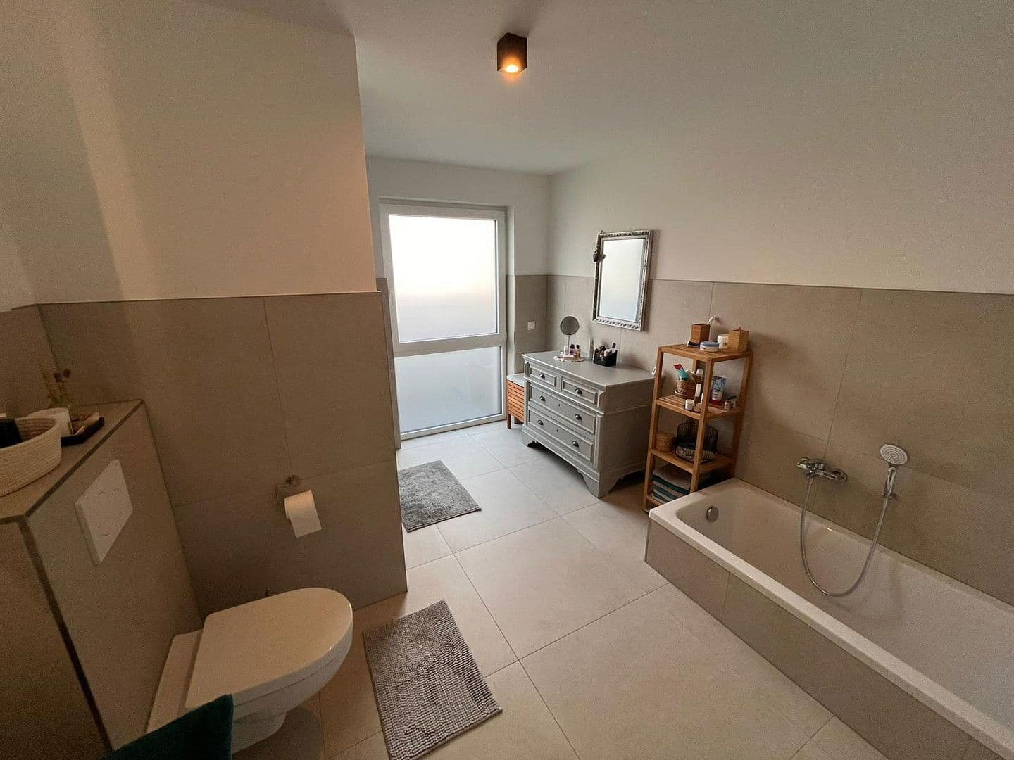 2 bedroom with open-plan kitchen flat to rent, 93 m², Nideggen, North Rhine-Westphalia 2 bedroom with open-plan kitchen flat to rent, 93 m², Nideggen, North Rhine-Westphalia