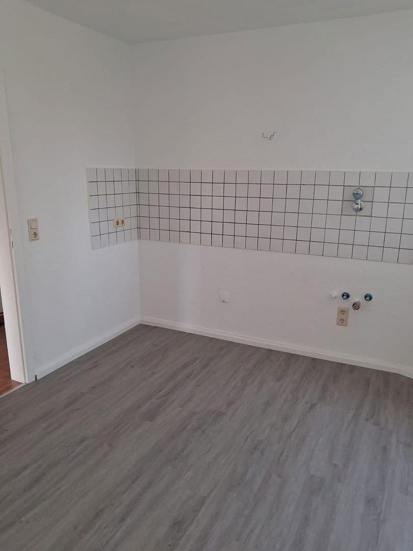 2 bedroom flat to rent, 68 m², Kölner Straße 137, Leverkusen, North Rhine-Westphalia 2 bedroom flat to rent, 68 m², Kölner Straße 137, Leverkusen, North Rhine-Westphalia