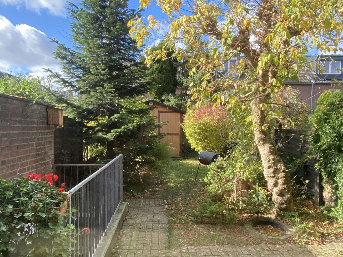 house for sale, 112 m², Maria-Montessori-Straße 8, Monheim am Rhein, North Rhine-Westphalia house for sale, 112 m², Maria-Montessori-Straße 8, Monheim am Rhein, North Rhine-Westphalia