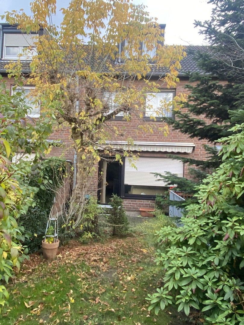 house for sale, 112 m², Maria-Montessori-Straße 8, Monheim am Rhein, North Rhine-Westphalia house for sale, 112 m², Maria-Montessori-Straße 8, Monheim am Rhein, North Rhine-Westphalia