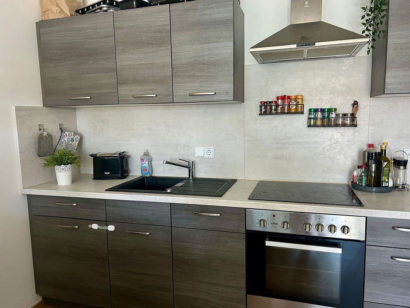 3 bedroom flat to rent, 77 m², Langbeinstraße 1-3, Radeberg, Saxony 3 bedroom flat to rent, 77 m², Langbeinstraße 1-3, Radeberg, Saxony