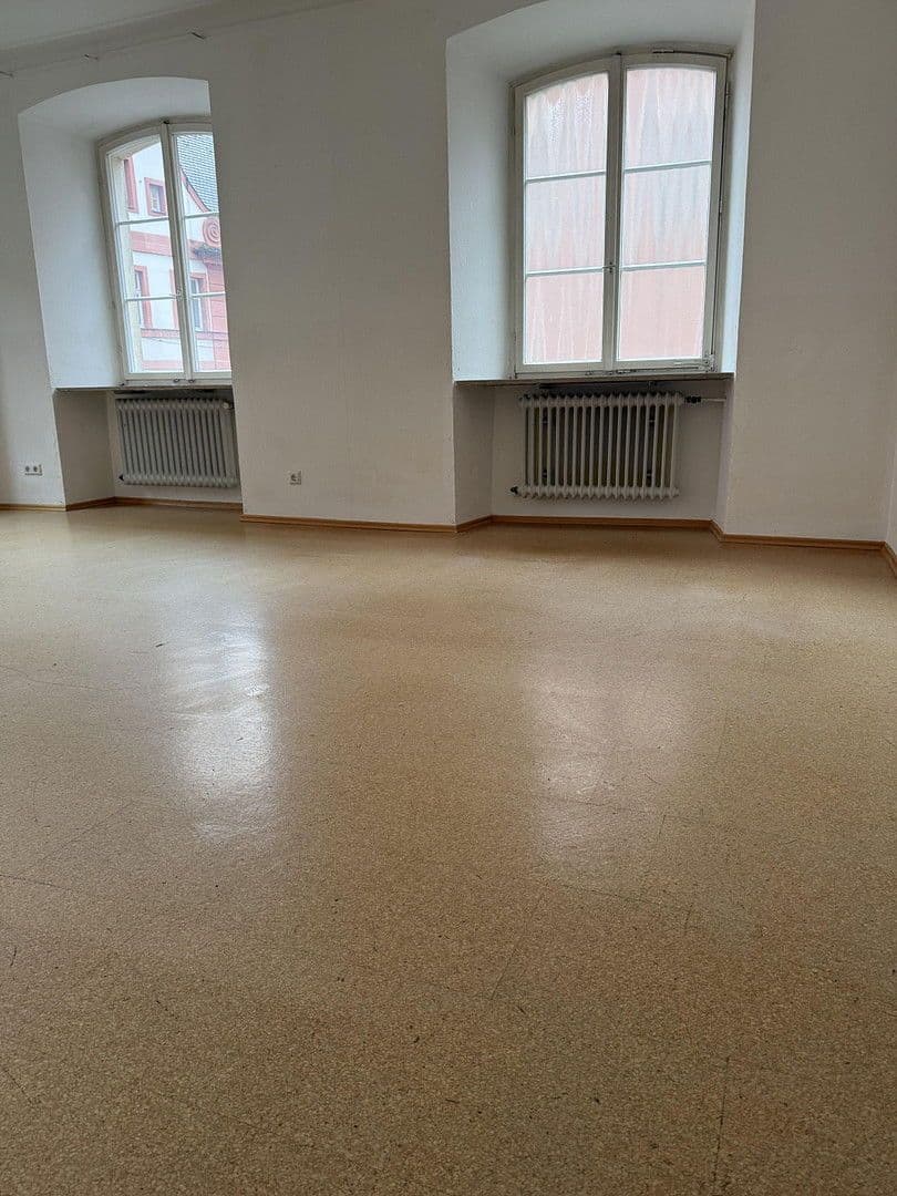 6 bedroom flat to rent, 136 m², Spitalstrasse 17, Ellwangen (Jagst), Baden-Württemberg 6 bedroom flat to rent, 136 m², Spitalstrasse 17, Ellwangen (Jagst), Baden-Württemberg