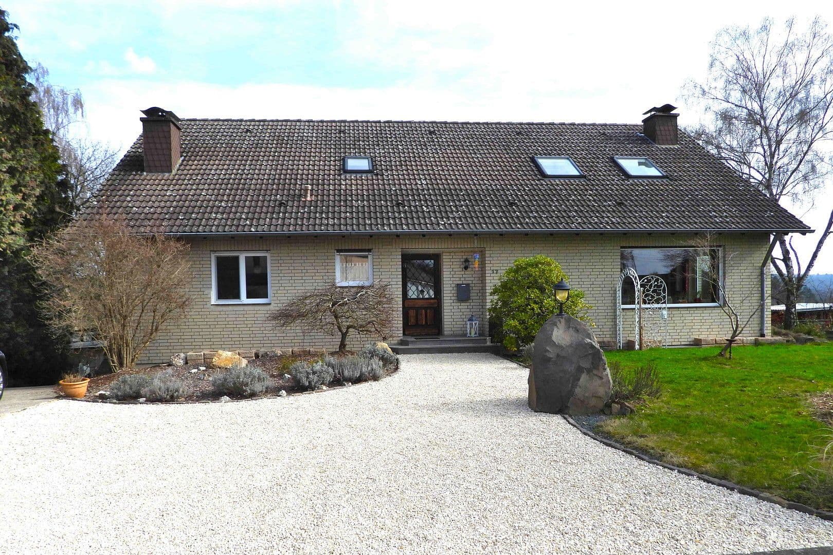 house for sale, 350 m², Dorfstraße 17, Breitscheid, Rhineland-Palatinate house for sale, 350 m², Dorfstraße 17, Breitscheid, Rhineland-Palatinate