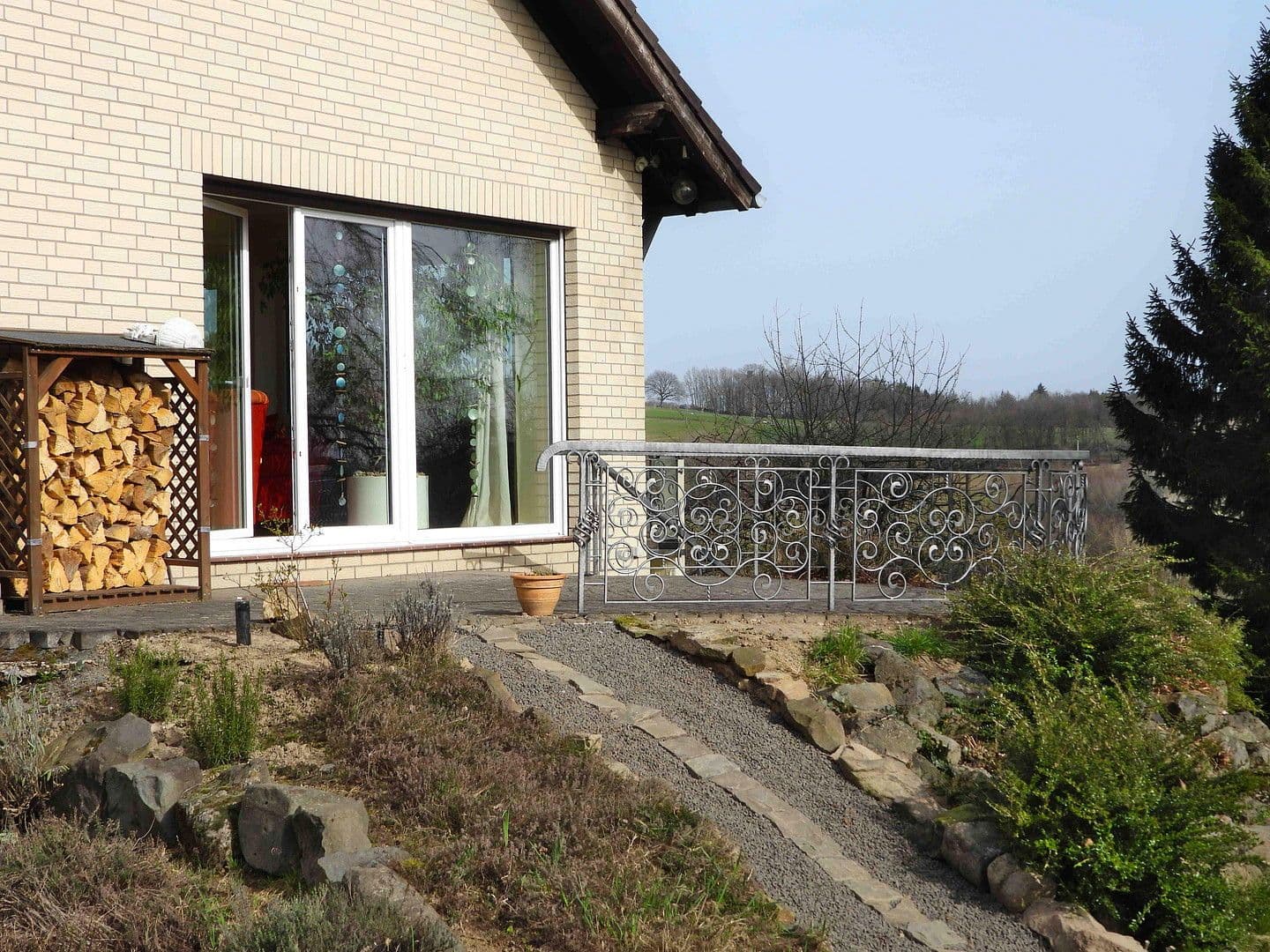 house for sale, 350 m², Dorfstraße 17, Breitscheid, Rhineland-Palatinate house for sale, 350 m², Dorfstraße 17, Breitscheid, Rhineland-Palatinate