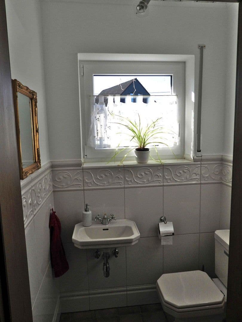 house for sale, 350 m², Dorfstraße 17, Breitscheid, Rhineland-Palatinate house for sale, 350 m², Dorfstraße 17, Breitscheid, Rhineland-Palatinate