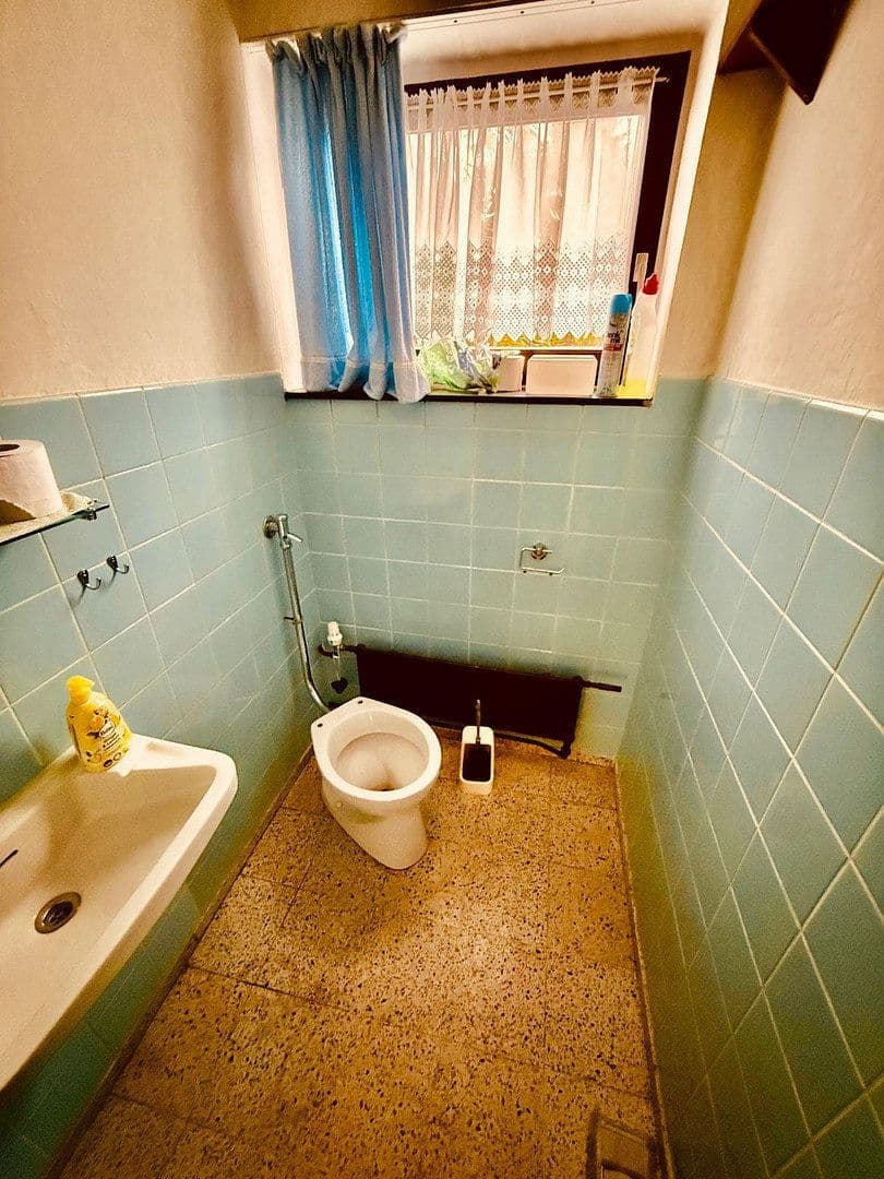 house for sale, 140 m², Rostocker Straße 20, Saarbrücken, Saarland house for sale, 140 m², Rostocker Straße 20, Saarbrücken, Saarland