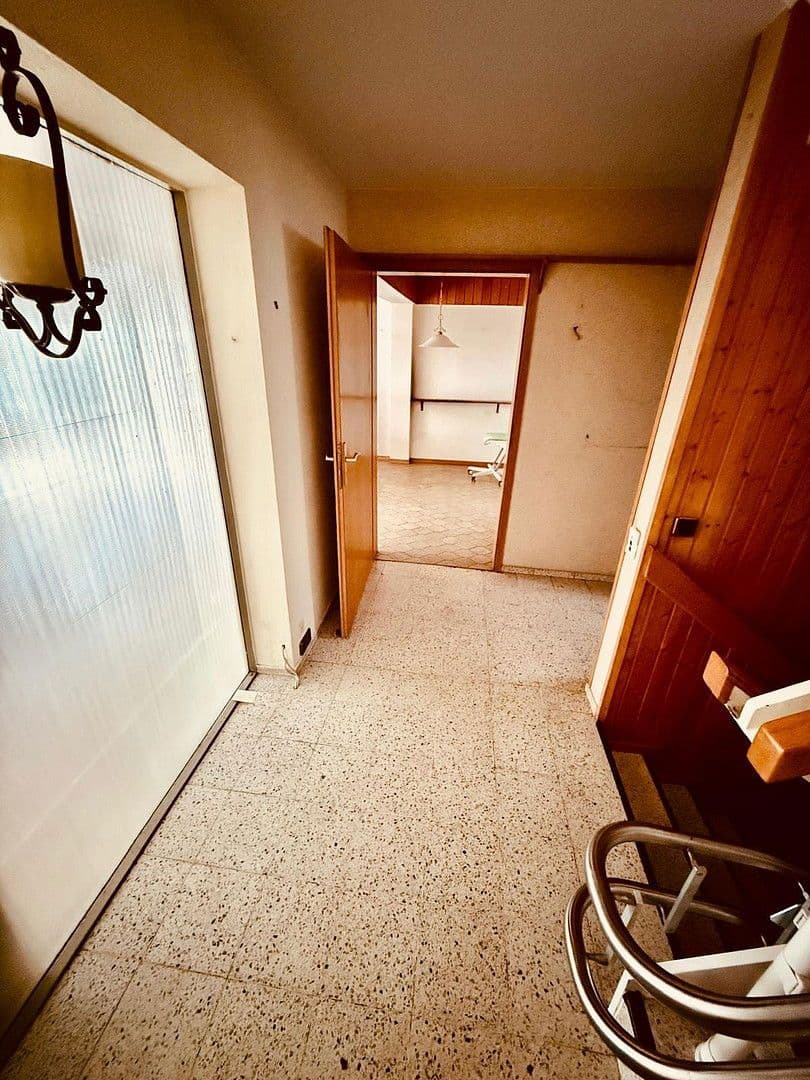 house for sale, 140 m², Rostocker Straße 20, Saarbrücken, Saarland house for sale, 140 m², Rostocker Straße 20, Saarbrücken, Saarland