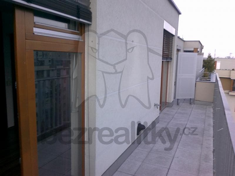 Small studio flat to rent, 41 m², Pod Lipami, Prague, Prague Small studio flat to rent, 41 m², Pod Lipami, Prague, Prague