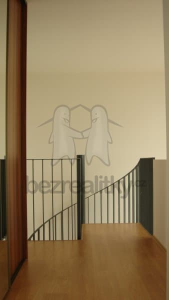 1 bedroom with open-plan kitchen flat to rent, 76 m², Majdalenky, Brno, Jihomoravský Region 1 bedroom with open-plan kitchen flat to rent, 76 m², Majdalenky, Brno, Jihomoravský Region