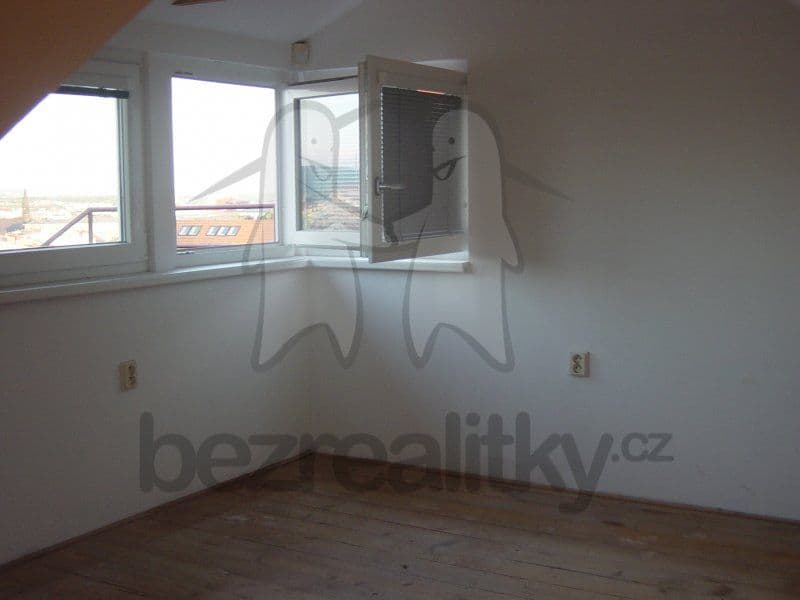 2 bedroom with open-plan kitchen flat to rent, 127 m², Čápkova, Brno, Jihomoravský Region 2 bedroom with open-plan kitchen flat to rent, 127 m², Čápkova, Brno, Jihomoravský Region