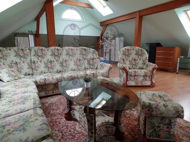 2 bedroom flat to rent, 114 m², Pod Bučinou, Řitka, Středočeský Region 2 bedroom flat to rent, 114 m², Pod Bučinou, Řitka, Středočeský Region