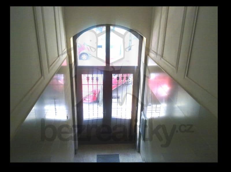 2 bedroom with open-plan kitchen flat to rent, 68 m², Malířská, Prague, Prague 2 bedroom with open-plan kitchen flat to rent, 68 m², Malířská, Prague, Prague