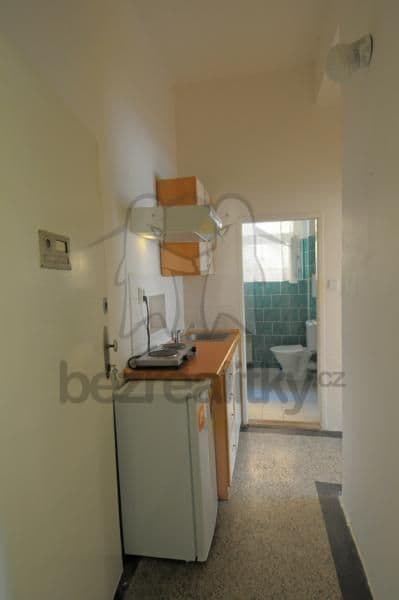Studio flat to rent, 25 m², Pod Zvonařkou, Prague, Prague Studio flat to rent, 25 m², Pod Zvonařkou, Prague, Prague