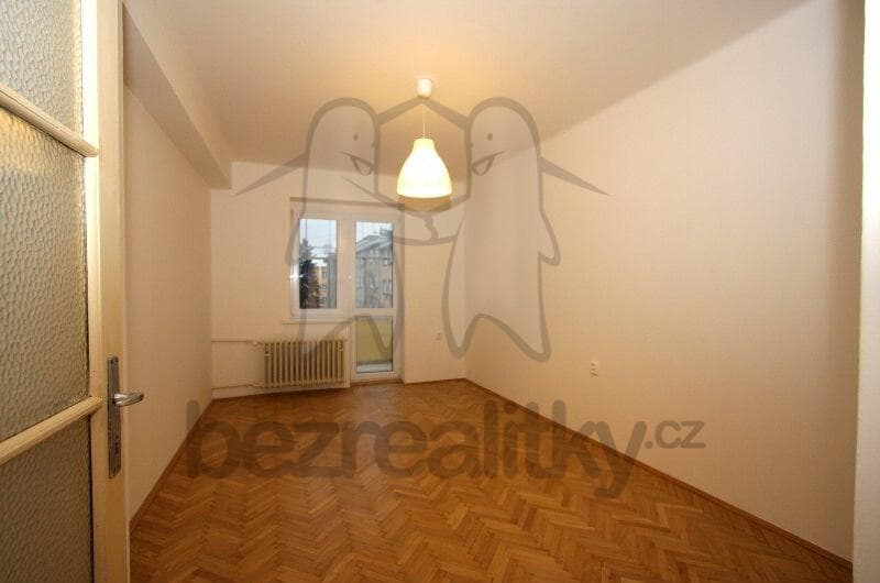 2 bedroom flat to rent, 52 m², Spolupráce, Prague, Prague 2 bedroom flat to rent, 52 m², Spolupráce, Prague, Prague