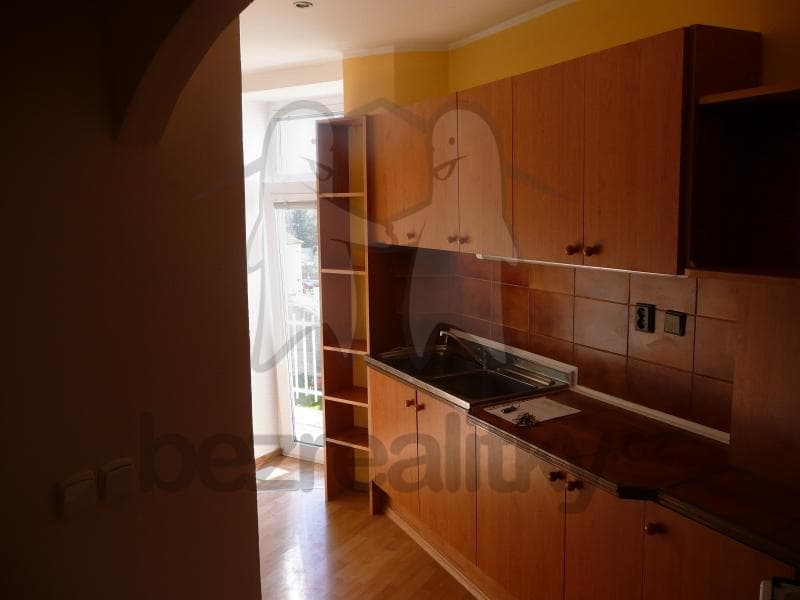 1 bedroom flat to rent, 34 m², Kladno, Středočeský Region 1 bedroom flat to rent, 34 m², Kladno, Středočeský Region