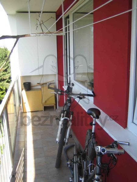Studio flat to rent, 34 m², Hurbanova, Prague, Prague Studio flat to rent, 34 m², Hurbanova, Prague, Prague