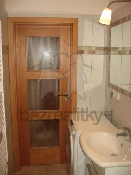 Studio flat to rent, 31 m², U Nových domů Ⅲ, Prague, Prague Studio flat to rent, 31 m², U Nových domů Ⅲ, Prague, Prague