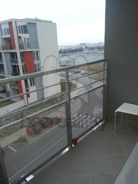 1 bedroom with open-plan kitchen flat to rent, 50 m², Sazovická, Prague, Prague 1 bedroom with open-plan kitchen flat to rent, 50 m², Sazovická, Prague, Prague