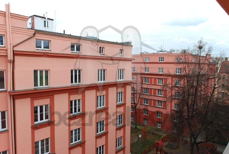 1 bedroom with open-plan kitchen flat to rent, 71 m², U průhonu, Prague, Prague 1 bedroom with open-plan kitchen flat to rent, 71 m², U průhonu, Prague, Prague