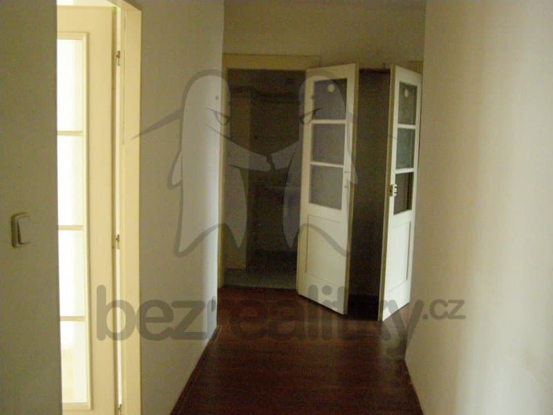 2 bedroom flat to rent, 54 m², Cetyňská, Prague, Prague 2 bedroom flat to rent, 54 m², Cetyňská, Prague, Prague