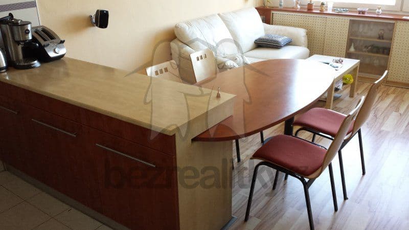 1 bedroom with open-plan kitchen flat to rent, 42 m², Vazovova, Prague, Prague 1 bedroom with open-plan kitchen flat to rent, 42 m², Vazovova, Prague, Prague