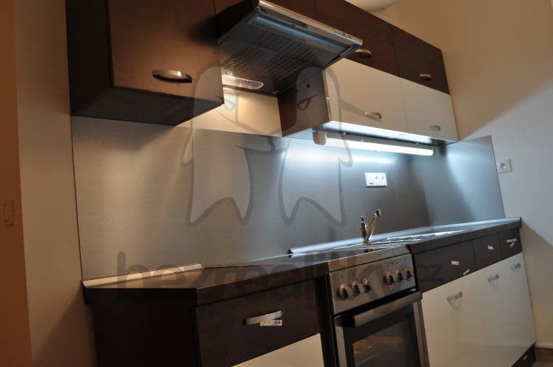 Small studio flat to rent, 34 m², Sicherova, Prague, Prague Small studio flat to rent, 34 m², Sicherova, Prague, Prague