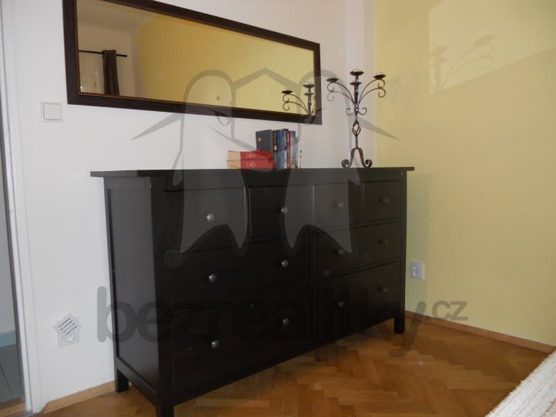 1 bedroom with open-plan kitchen flat to rent, 45 m², Libická, Prague, Prague 1 bedroom with open-plan kitchen flat to rent, 45 m², Libická, Prague, Prague