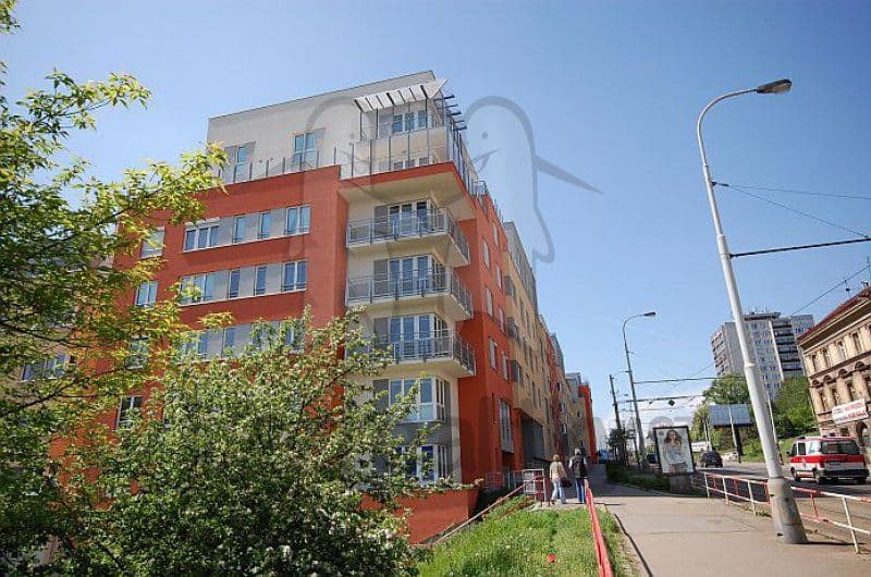 Studio flat to rent, 35 m², Plzeňská, Prague, Prague Studio flat to rent, 35 m², Plzeňská, Prague, Prague