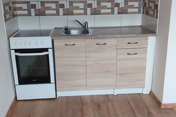 1 bedroom with open-plan kitchen flat to rent, 42 m², Máchova, Stráž pod Ralskem 1 bedroom with open-plan kitchen flat to rent, 42 m², Máchova, Stráž pod Ralskem