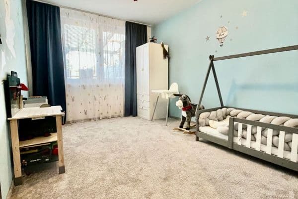 4 bedroom flat for sale, 79 m², Jazerná, Rovinka, Bratislavský Region 4 bedroom flat for sale, 79 m², Jazerná, Rovinka, Bratislavský Region