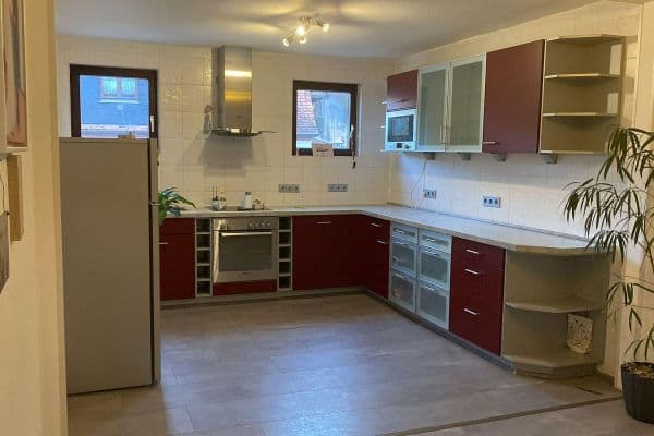 3 bedroom flat to rent, 100 m², Bickenbach 3 bedroom flat to rent, 100 m², Bickenbach