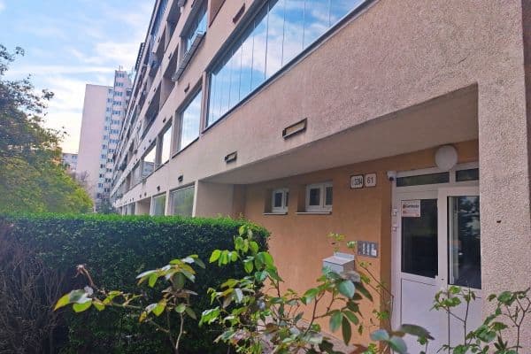 2 bedroom flat to rent, 72 m², Nejedlého, Dúbravka 2 bedroom flat to rent, 72 m², Nejedlého, Dúbravka