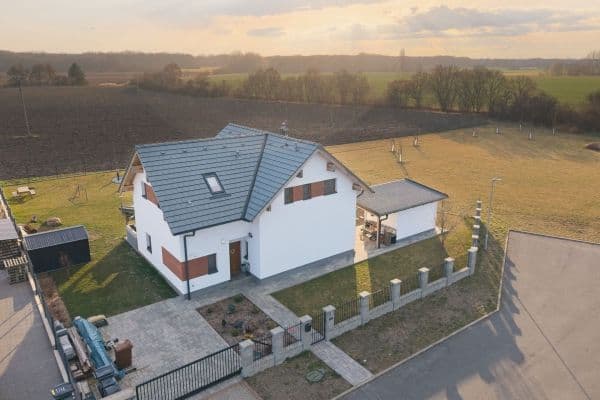 house for sale, 136 m², Západní, Kostomlaty nad Labem house for sale, 136 m², Západní, Kostomlaty nad Labem