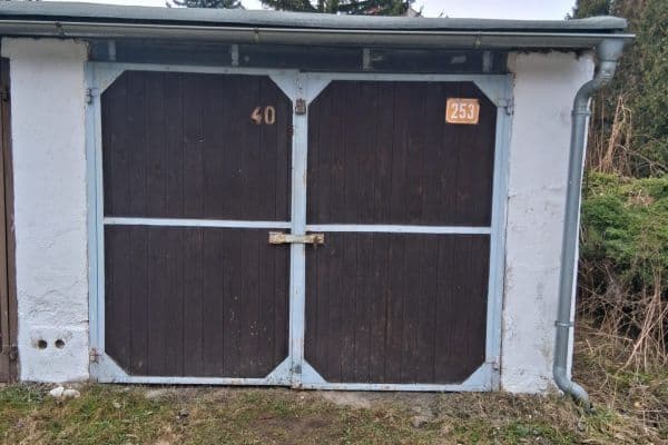 garage to rent, 19 m², Slaný garage to rent, 19 m², Slaný