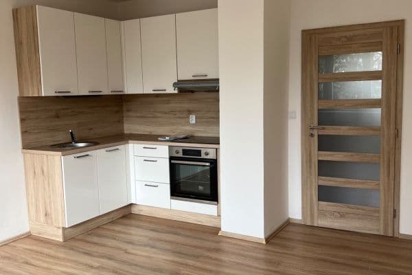 1 bedroom with open-plan kitchen flat for sale, 44 m², Sídliště pod Ralskem, Mimoň 1 bedroom with open-plan kitchen flat for sale, 44 m², Sídliště pod Ralskem, Mimoň