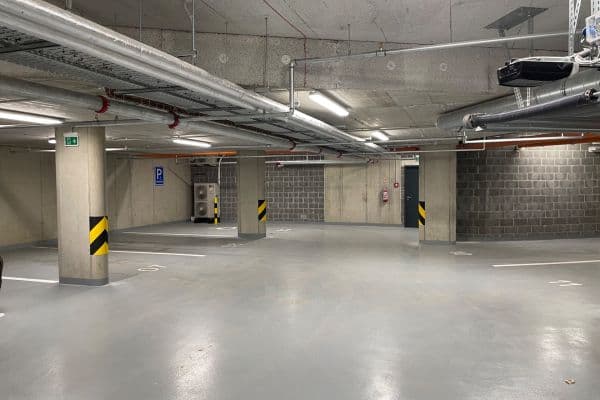 garage to rent, 10 m², Střížkovská, Praha garage to rent, 10 m², Střížkovská, Praha