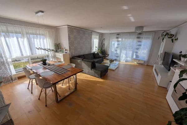 3 bedroom with open-plan kitchen flat for sale, 114 m², Aichtal 3 bedroom with open-plan kitchen flat for sale, 114 m², Aichtal