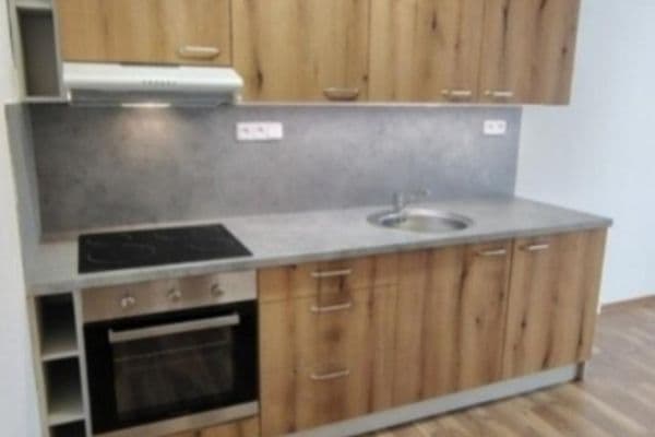 4 bedroom flat to rent, 100 m², Benešova, Kutná Hora 4 bedroom flat to rent, 100 m², Benešova, Kutná Hora