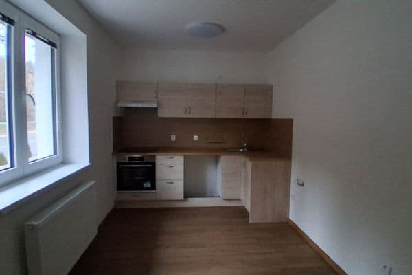 1 bedroom with open-plan kitchen flat to rent, 40 m², Komenského, Zdice 1 bedroom with open-plan kitchen flat to rent, 40 m², Komenského, Zdice