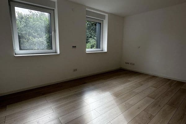 2 bedroom with open-plan kitchen flat to rent, 117 m², Bochum, North Rhine-Westphalia 2 bedroom with open-plan kitchen flat to rent, 117 m², Bochum, North Rhine-Westphalia