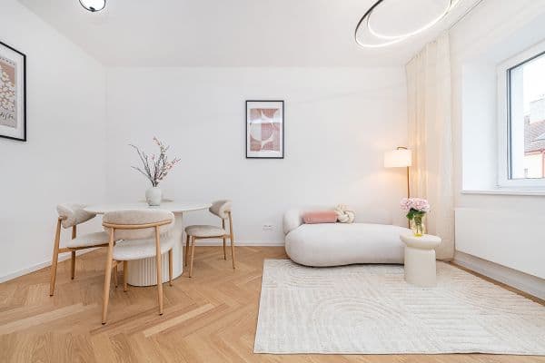 2 bedroom with open-plan kitchen flat for sale, 81 m², Ukrajinská, Praha 2 bedroom with open-plan kitchen flat for sale, 81 m², Ukrajinská, Praha