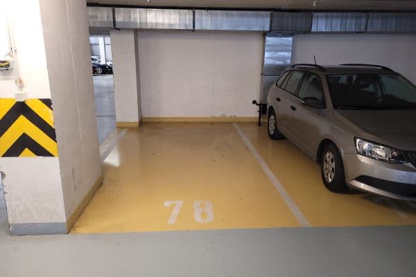 garage to rent, 10 m², Hnězdenská, Praha garage to rent, 10 m², Hnězdenská, Praha