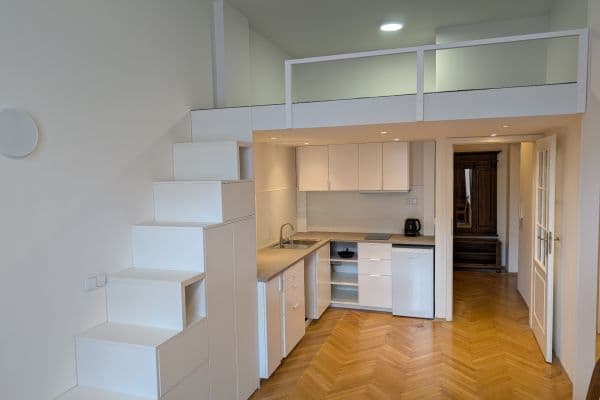 Studio flat to rent, 25 m², Arbesovo náměstí, Praha Studio flat to rent, 25 m², Arbesovo náměstí, Praha