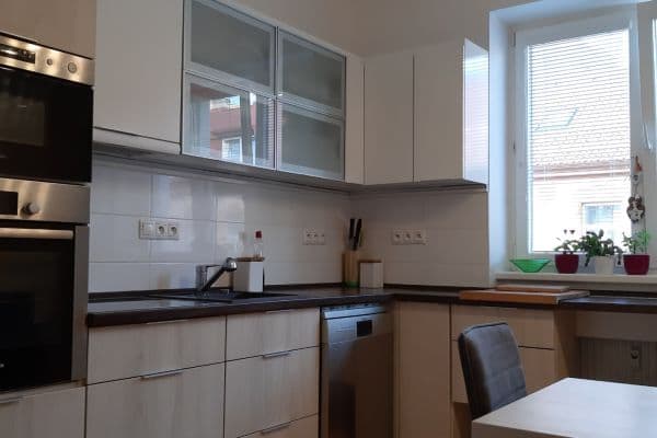 2 bedroom flat to rent, 65 m², Heydukova, České Budějovice 2 bedroom flat to rent, 65 m², Heydukova, České Budějovice