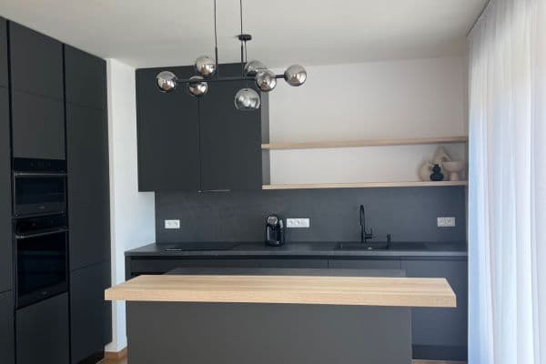 2 bedroom with open-plan kitchen flat to rent, 99 m², Pavla Beneše, Praha 2 bedroom with open-plan kitchen flat to rent, 99 m², Pavla Beneše, Praha