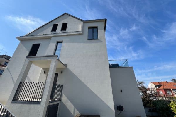 2 bedroom with open-plan kitchen flat for sale, 71 m², Vlnitá, Praha 2 bedroom with open-plan kitchen flat for sale, 71 m², Vlnitá, Praha