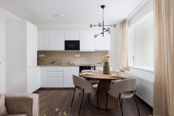 1 bedroom with open-plan kitchen flat for sale, 50 m², Přemyšlenská, Praha 1 bedroom with open-plan kitchen flat for sale, 50 m², Přemyšlenská, Praha